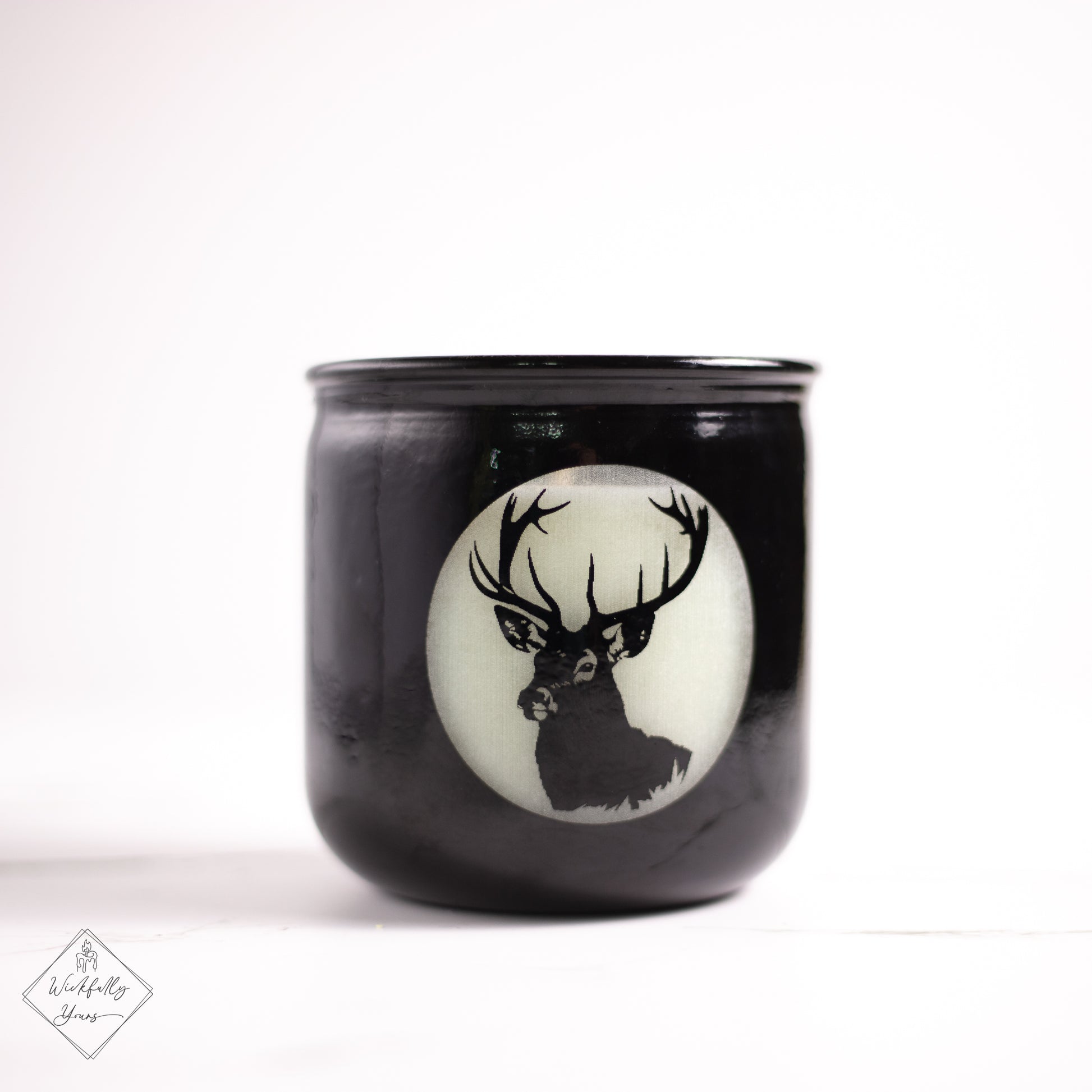 Buckfully scented candle front