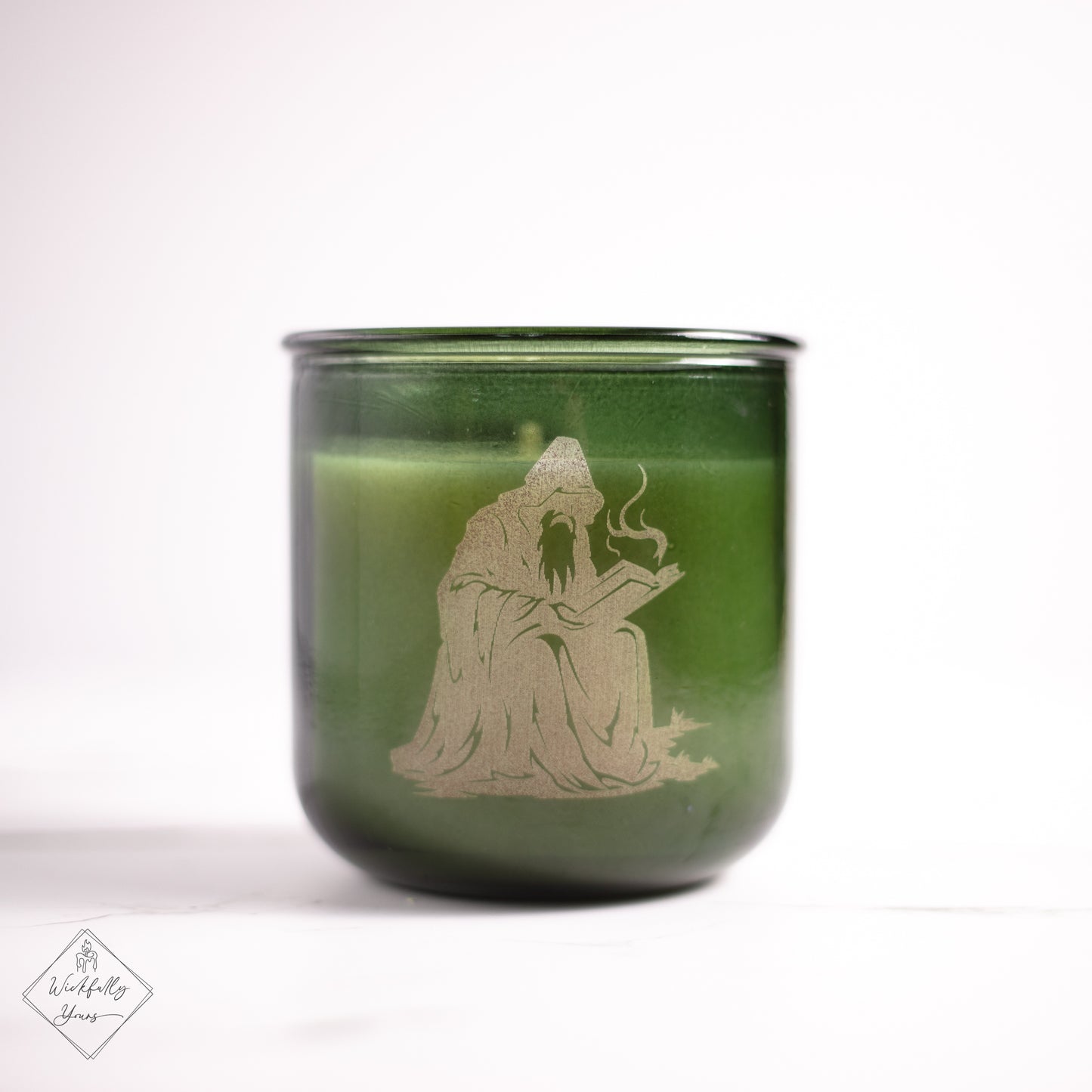 Magefully scented candle front