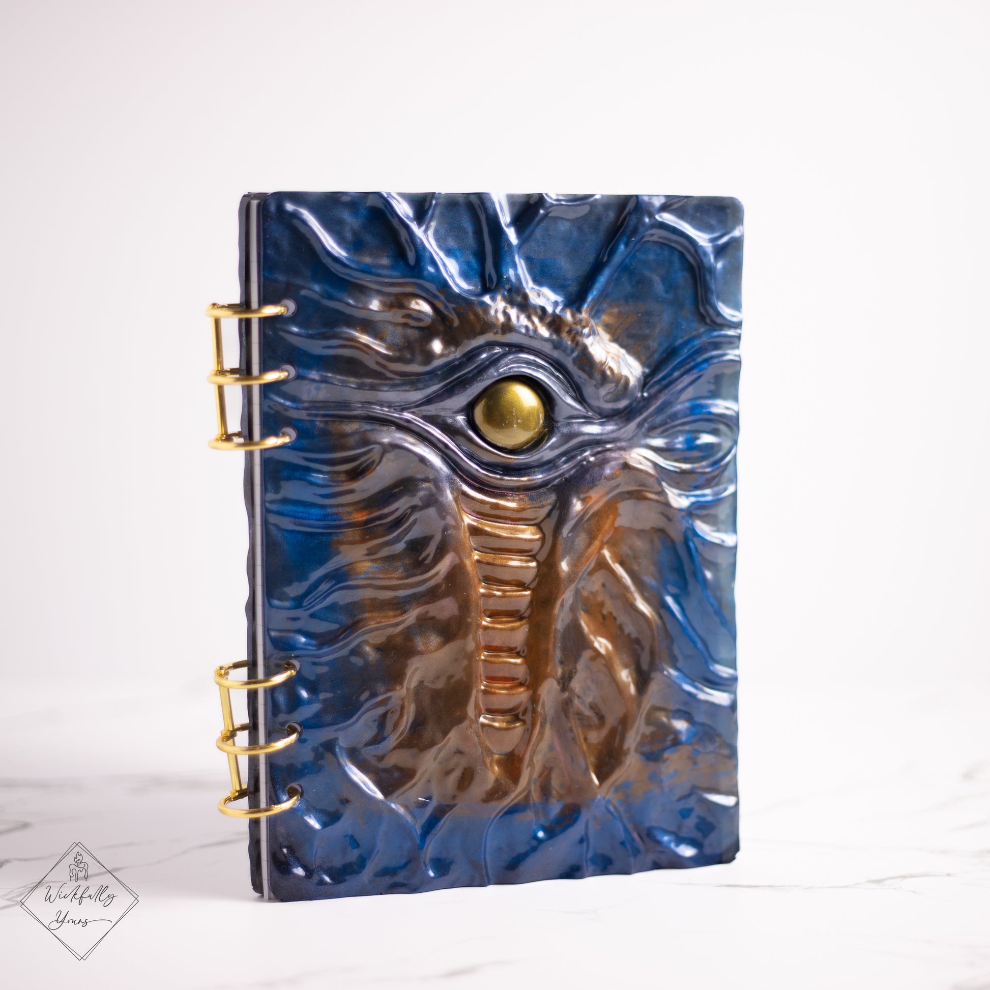 Alien Resin Art Front